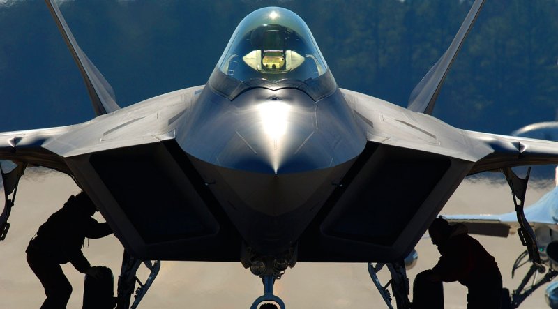 Rafale истребитель 5-го поколения