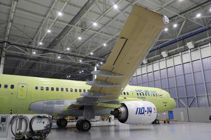 Самолёт МС-21-310