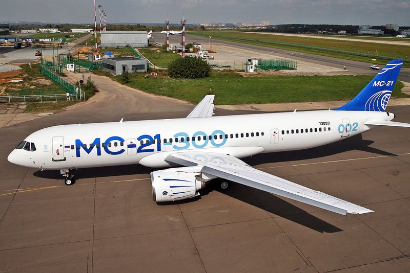 МС-21 пассажирский самолёт