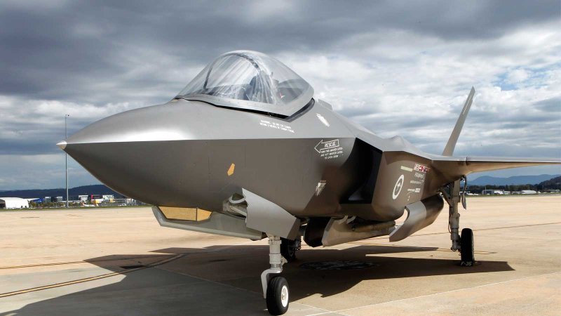 Истребитель 5 поколения США F-35