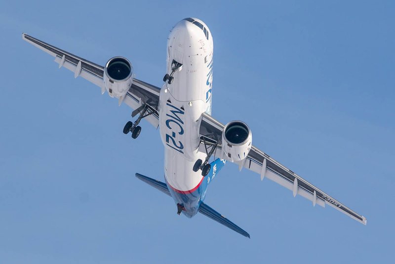 Шасси самолета МС-21