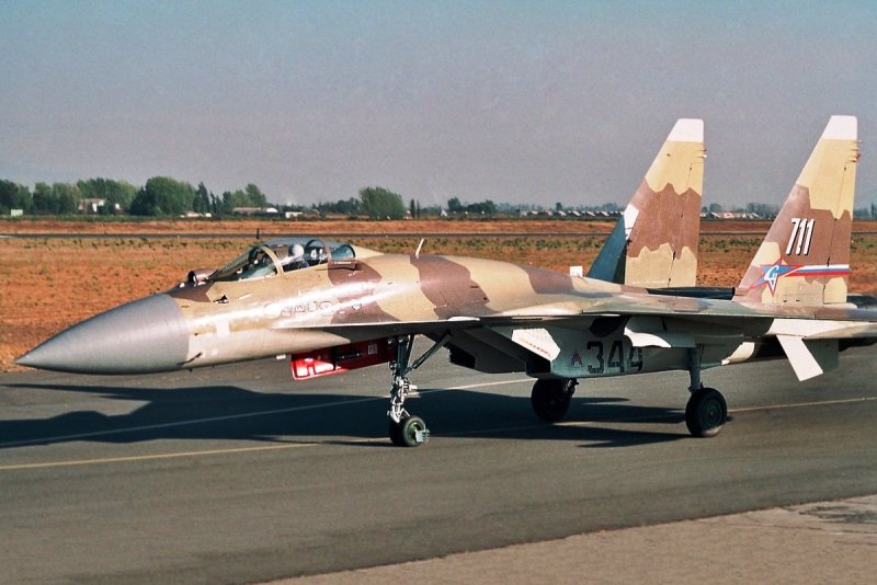 Су-37 борт 711