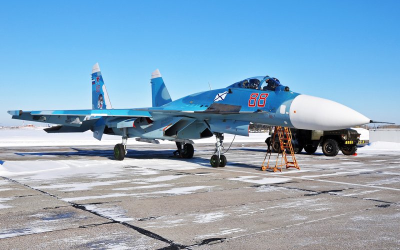 Су-33 палубный истребитель