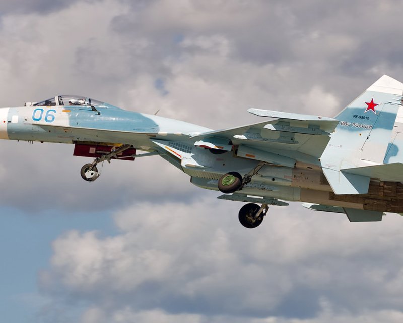 Сухой Су-27