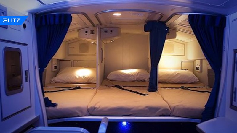 Boeing 777 Crew rest area