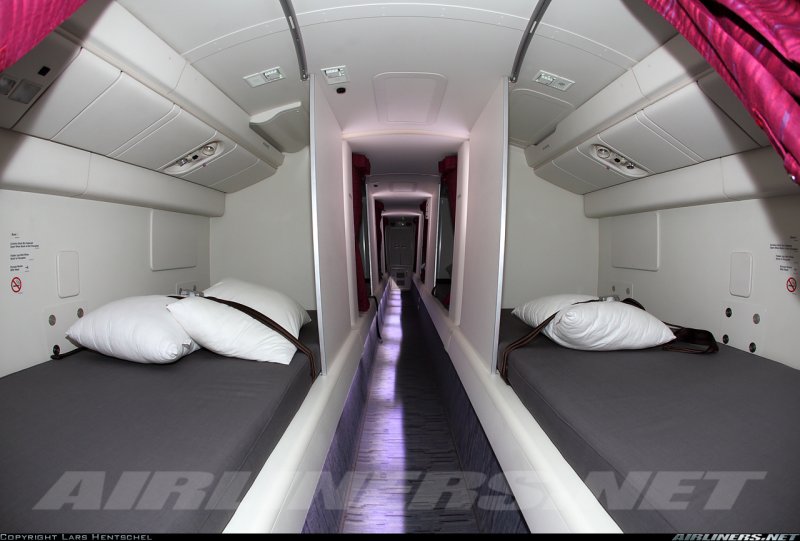 Боинг 777 кабина отдыха экипажа
