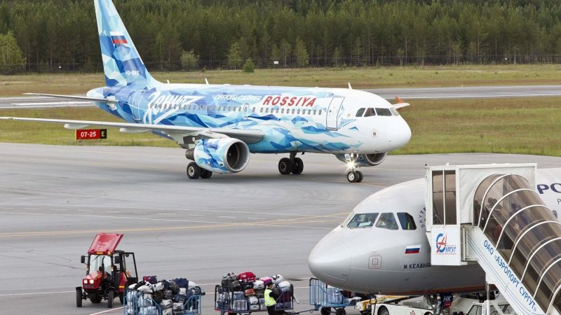 Аэропорт Сургут самолеты