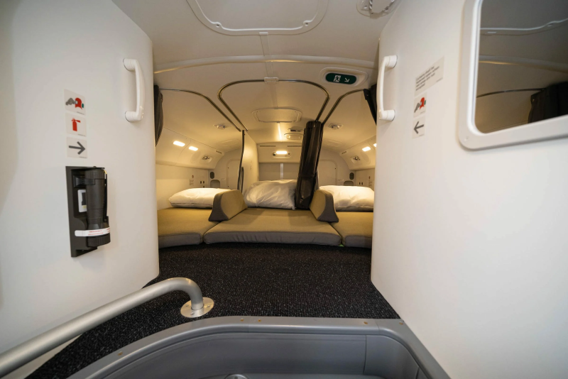 Boeing 787 rest Cabin