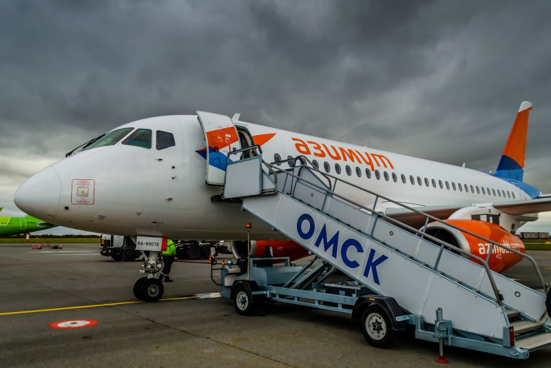 Азимут авиакомпания Омск