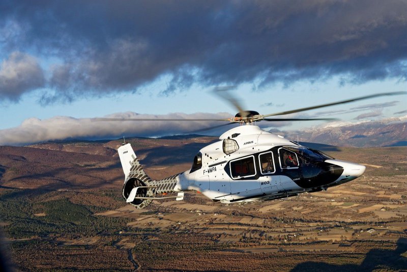 Вертолет Airbus Helicopters h160