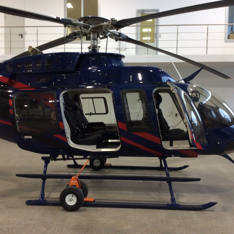 Вертолет Bell 407