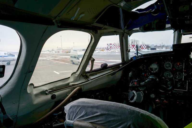 АН-24 РВ кабина