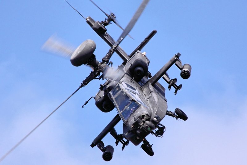 Боевой вертолет "Ah-64 Apache"