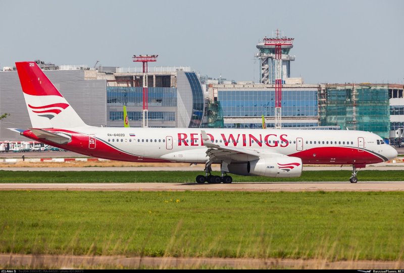 Авиакомпания Red Wings Колмогорцев а в