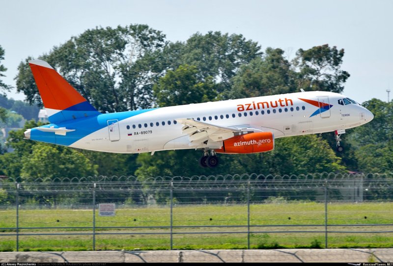 Самолет ra 89079