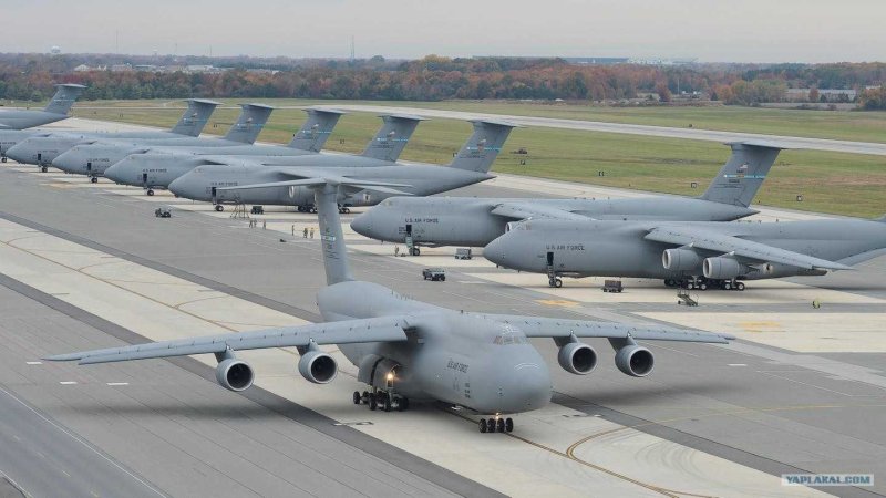 Lockheed c-5m super Galaxy