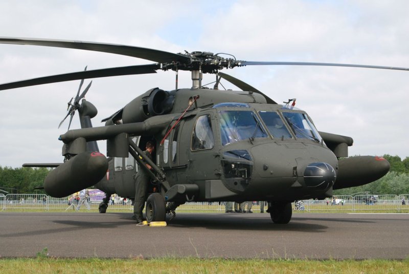Вертолёт Sikorsky s-70