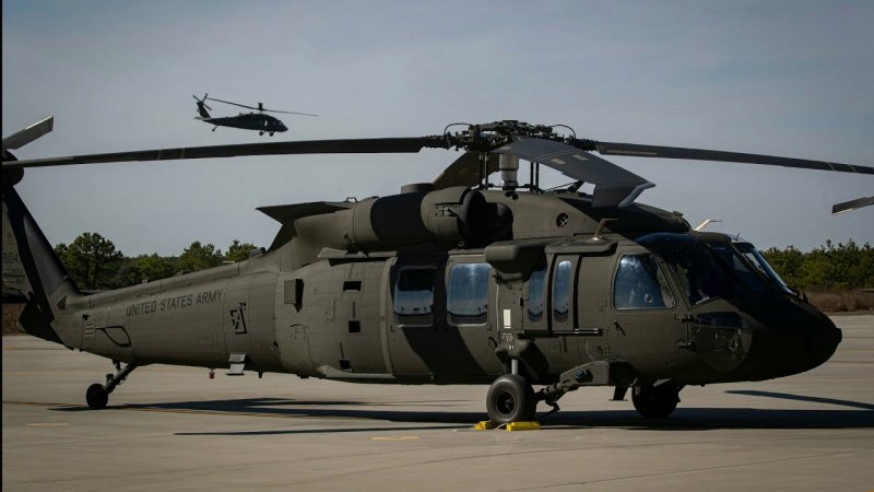 Вертолет Sikorsky uh 60m