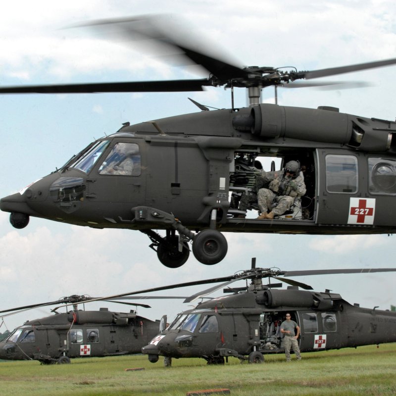 Апач uh 60