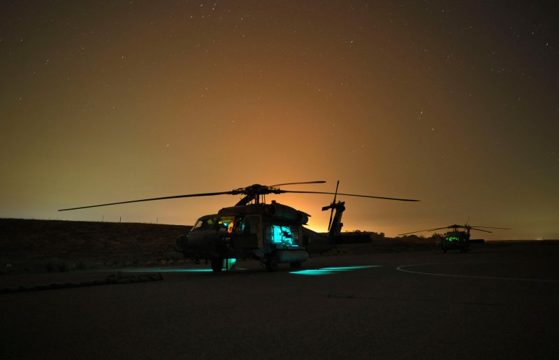 Афганский вертолет Sikorsky uh-60 Black Hawk
