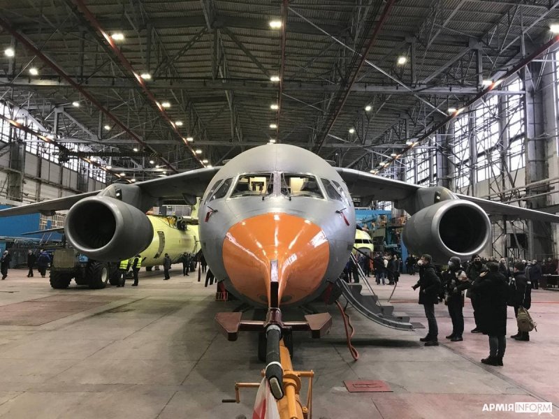 АН-178 транспортный
