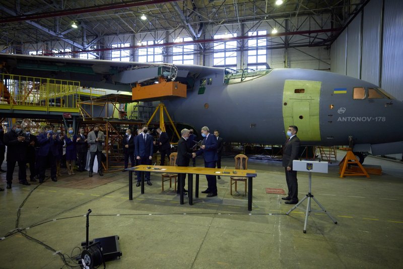 АН-178 балласт