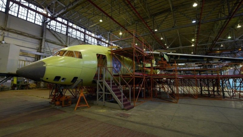 Новый украинский самолёт АН-178