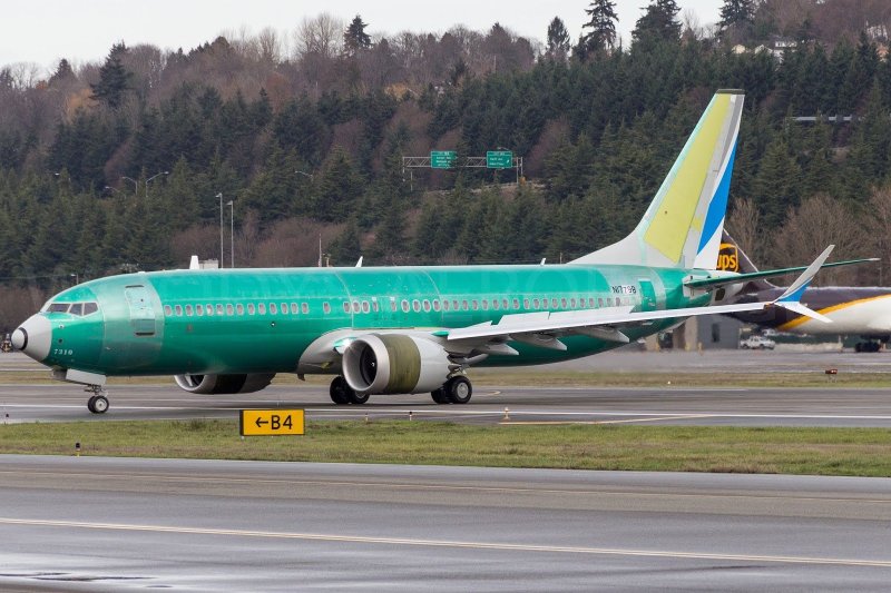 737 Enter Air