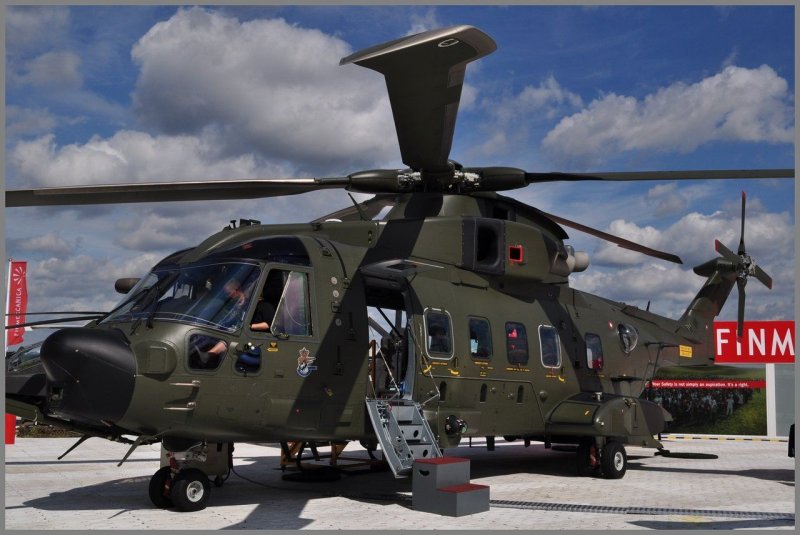 Вертолет AGUSTAWESTLAND aw101