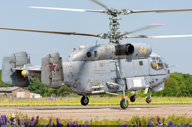 Противолодочный вертолет ка-27пл