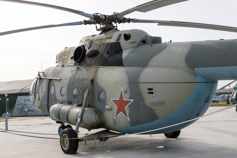 Многоцелевой вертолет ми-8