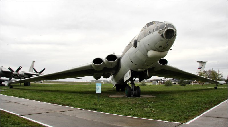 Самолёт м-4 Мясищева