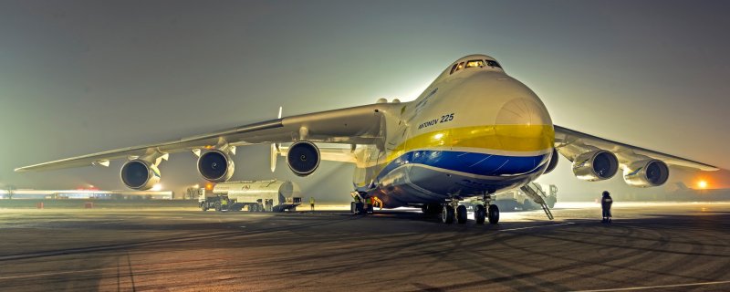 АН-225 транспортный самолёт