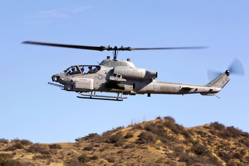 Вертолет Ah-1z Viper