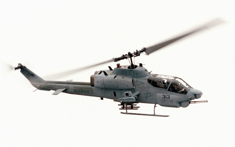 Ah1j вертолёт