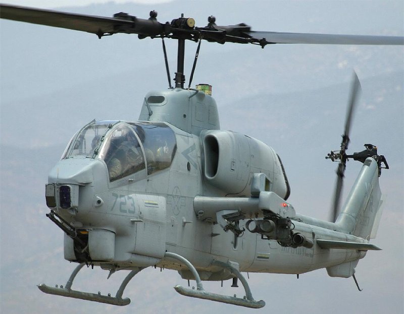 АН-1w супер Кобра