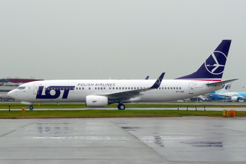 B738 (SP-RKD)