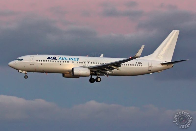 Боинг 738-300