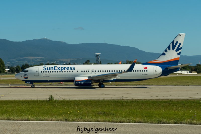Boeing b738