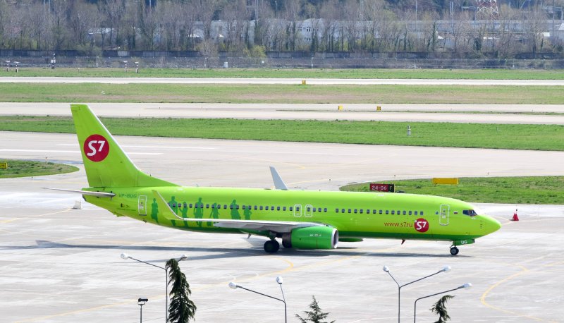 Boeing 737-800 s7 фото