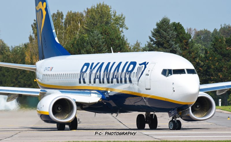 Боинг 738