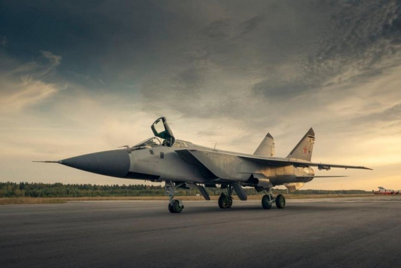 Су-22 самолет