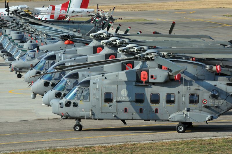 Вертолет eh 1