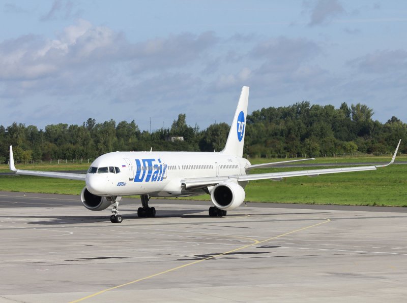 Boeing 757 ЮТЭЙР