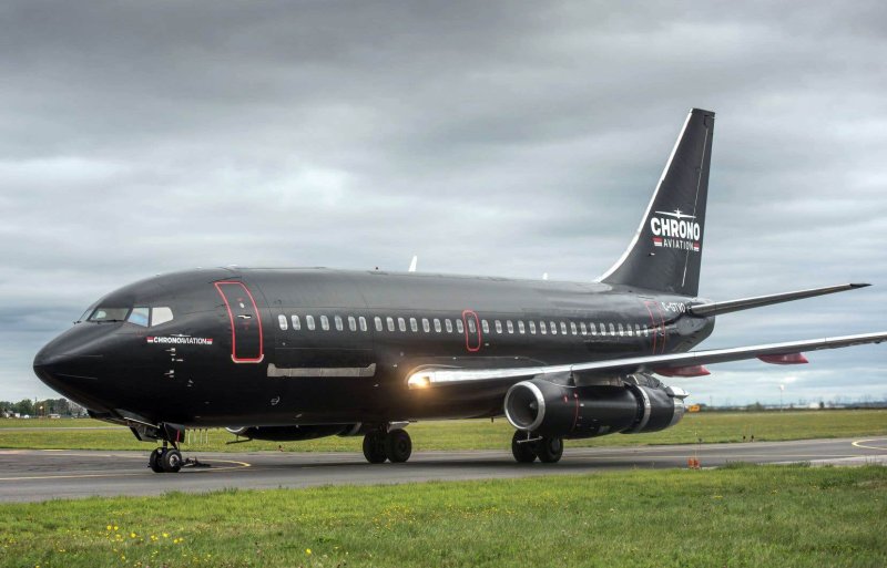 Самолет Боинг 737-200