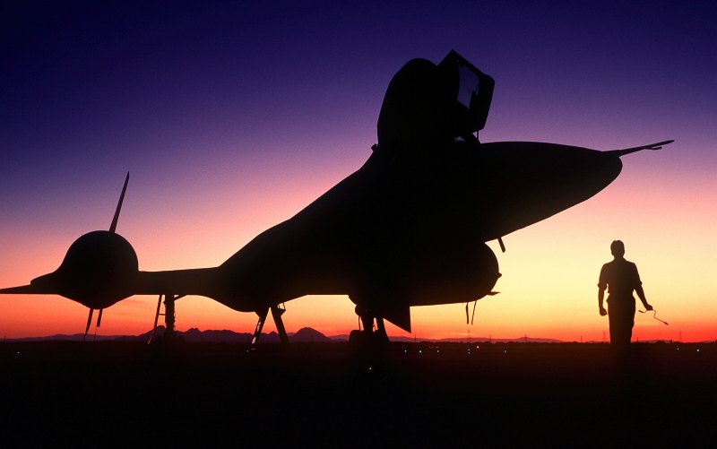 SR-71 Blackbird черный Дрозд