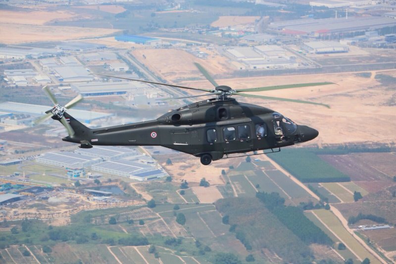 Aw149 вертолет военный