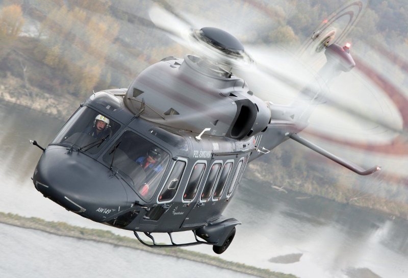 Aw149 вертолет с носом