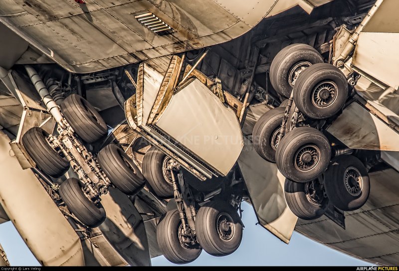 Шасси самолета Боинг 747