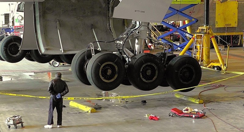 Стойка шасси Боинг 777